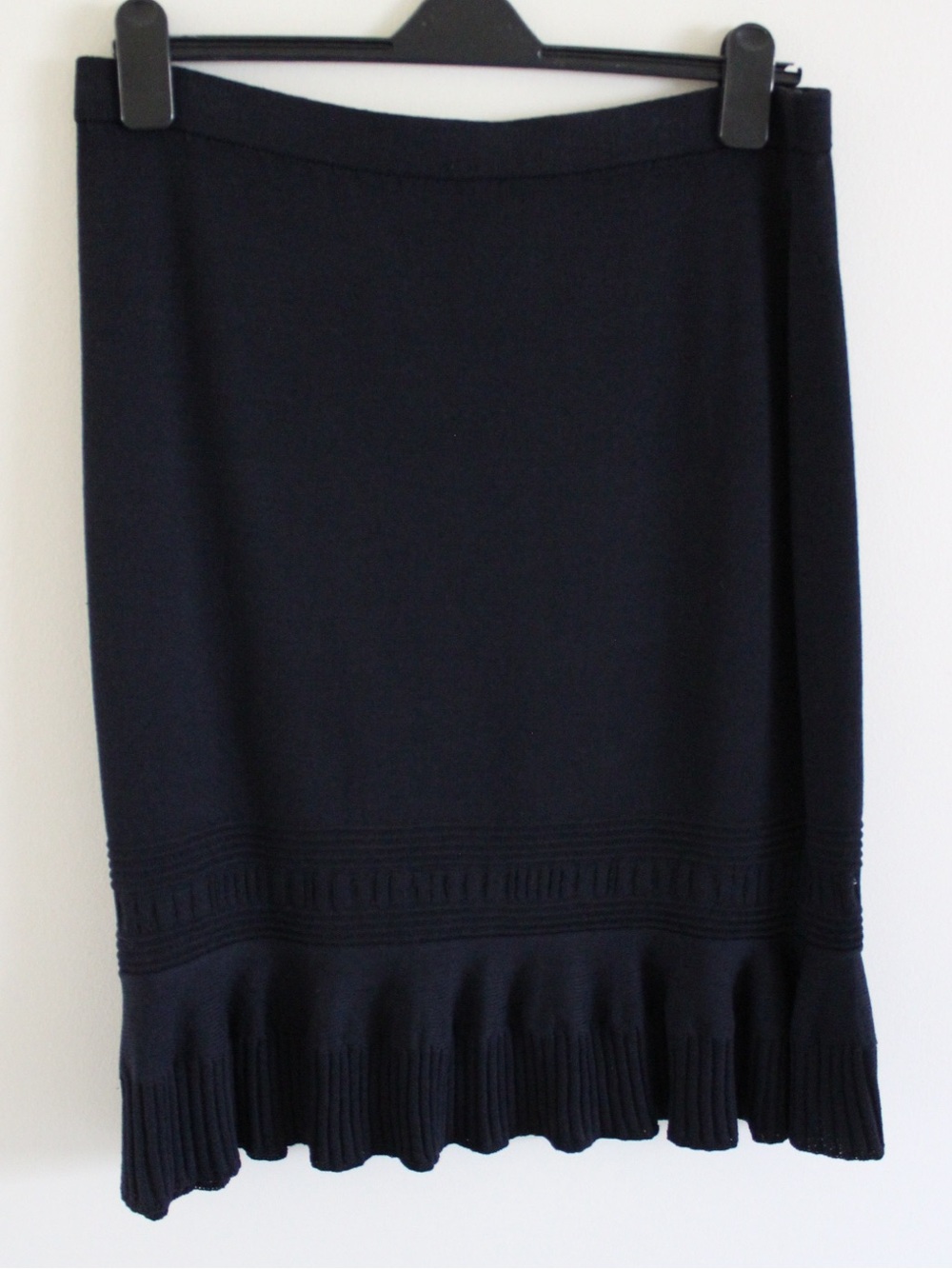 St. John Collection Black Knit Skirt Size 16